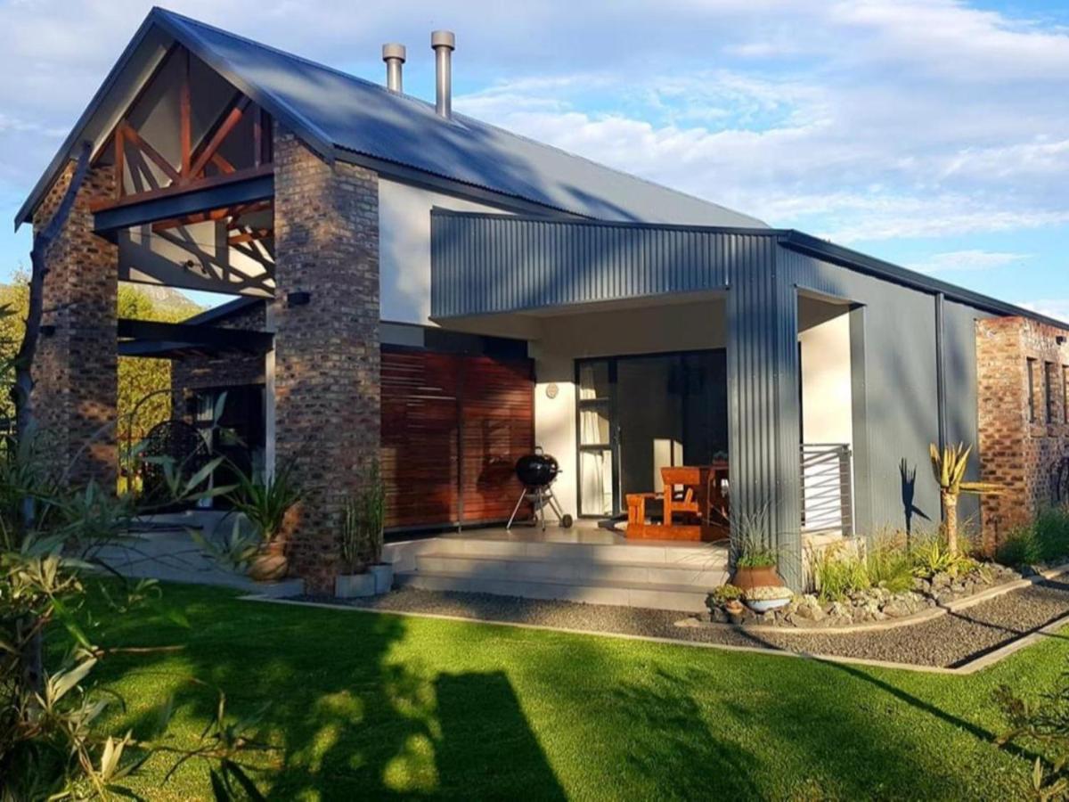 The Stoke House Διαμέρισμα Clarens Εξωτερικό φωτογραφία